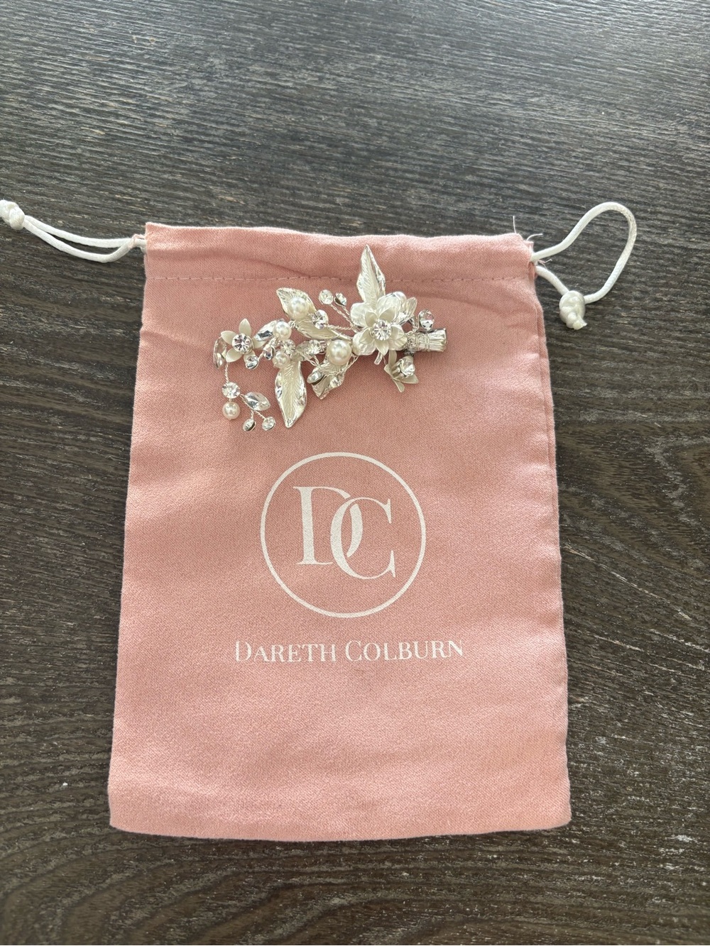 Dareth Colburn Silver Floral Crystal Hair Clip - Pink Pouch